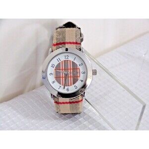 Burberry BU10001 40mm Swiss Fabric Ladies Wristwatch Silver Tone Stainless Steel